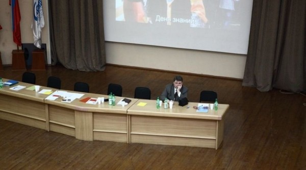 Новым ректором ОмГУ стал декан истфака Алексей Якуб Новым ректором ОмГУ стал декан истфака Алексей Якуб