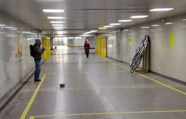 Город замер (не совсем): первый день Омска в режиме изоляции. Фоторепортаж Город замер (не совсем): первый день Омска в режиме изоляции. Фоторепортаж