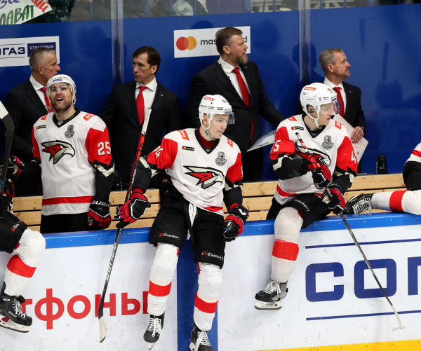 
        «Авангард» одержал разгромную победу в Уфе и сравнял счёт в серии!
      