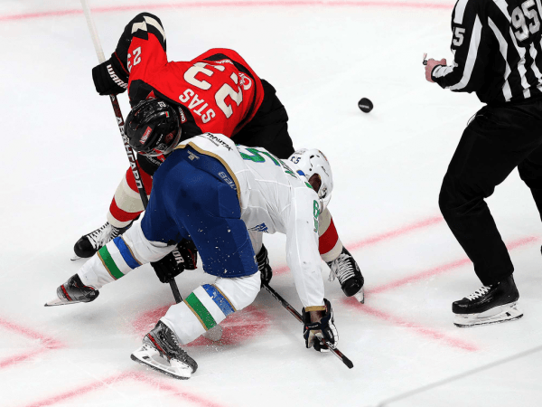 
        1/4 Востока, матч №5. «Авангард» - «Салават Юлаев» 3:6. Послематчевая пресс-конференция (ВИДЕО)
      