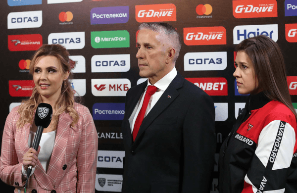 1/4 Востока, матч №1. «Авангард» - «Салават Юлаев» 5:2. Послематчевая пресс-конференция (ВИДЕО)
       
        1/4 Востока, матч №1. «Авангард» - «Салават Юлаев» 5:2. Послематчевая пресс-конференция (ВИДЕО)