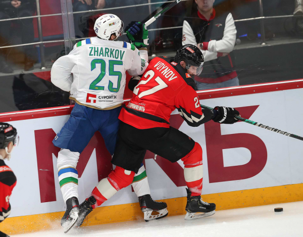 «Добавили в скорости и больше прессинговали соперника». Комментарии после первого матча серии с Уфой (ВИДЕО)
«Добавили в скорости и больше прессинговали соперника». Комментарии после первого матча серии с Уфой (ВИДЕО)