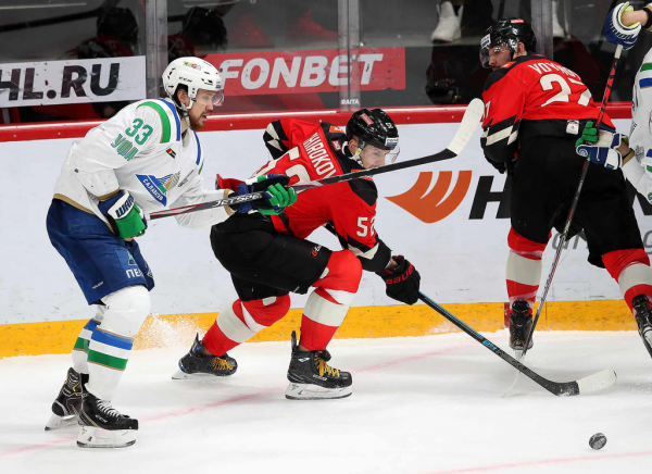 1/4 Востока, матч №1. «Авангард» - «Салават Юлаев» 5:2. Послематчевая пресс-конференция (ВИДЕО)
       
        1/4 Востока, матч №1. «Авангард» - «Салават Юлаев» 5:2. Послематчевая пресс-конференция (ВИДЕО)