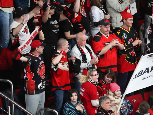 
        1/4 Востока, матч №5. «Авангард» - «Салават Юлаев» 3:6. Послематчевая пресс-конференция (ВИДЕО)
      