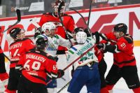 Форвард «Авангарда» Зернов и капитан «юлаевцев» Панин пропустят шестой матч Форвард «Авангарда» Зернов и капитан «юлаевцев» Панин пропустят шестой матч