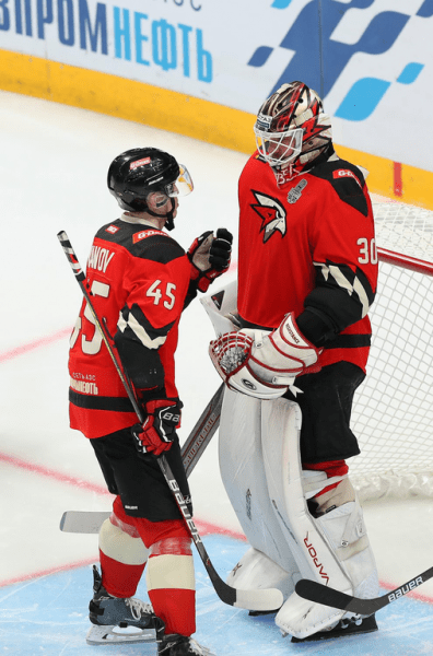 
        1/4 Востока, матч №2. «Авангард» - «Салават Юлаев» 2:3 ОТ. Послематчевая пресс-конференция (ВИДЕО)
      