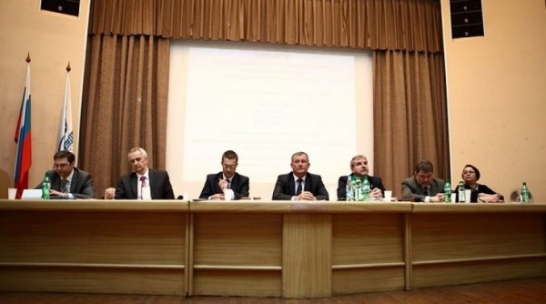 Новым ректором ОмГУ стал декан истфака Алексей Якуб Новым ректором ОмГУ стал декан истфака Алексей Якуб