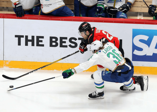 
        «Все эмоции в этой серии еще впереди». Дедунов, Кошелев и Бондарев о второй игре против Уфы (ВИДЕО)
      