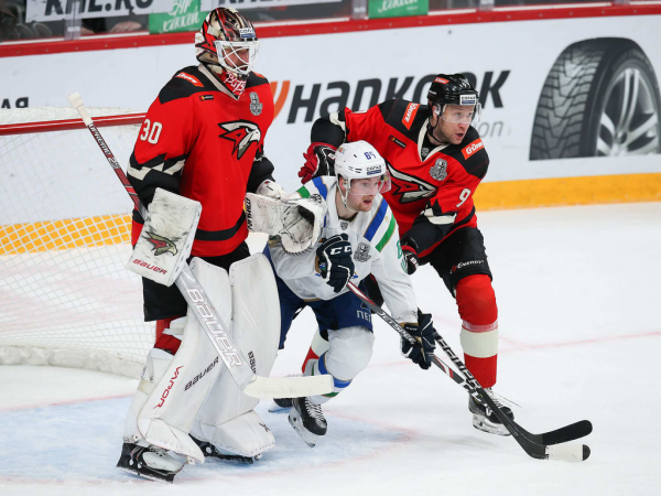 
        «Все эмоции в этой серии еще впереди». Дедунов, Кошелев и Бондарев о второй игре против Уфы (ВИДЕО)
      