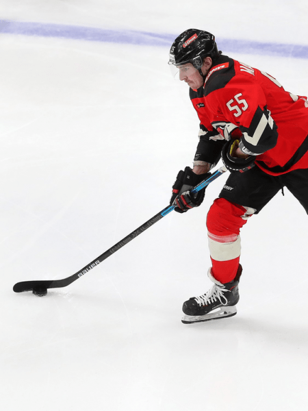 
        1/4 Востока, матч №5. «Авангард» - «Салават Юлаев» 3:6. Послематчевая пресс-конференция (ВИДЕО)
      