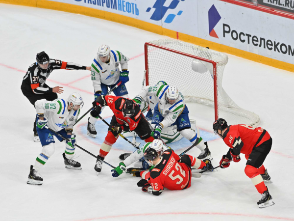 1/4 Востока, матч №1. «Авангард» - «Салават Юлаев» 5:2. Послематчевая пресс-конференция (ВИДЕО)
       
        1/4 Востока, матч №1. «Авангард» - «Салават Юлаев» 5:2. Послематчевая пресс-конференция (ВИДЕО)