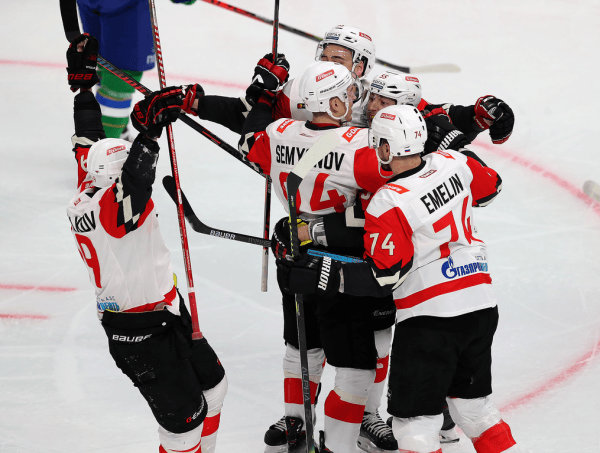 
        «Авангард» одержал разгромную победу в Уфе и сравнял счёт в серии!
      