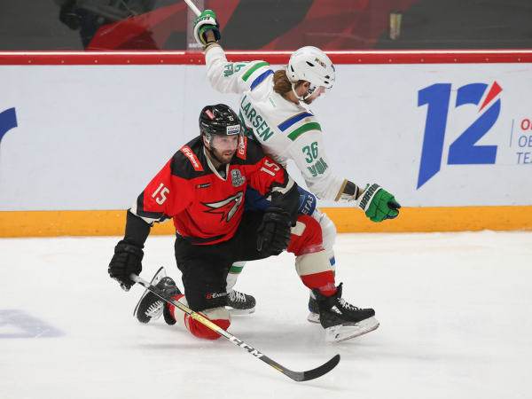 
        Права на ошибку больше нет. Как «Авангард» уступил «Салавату» в пятом матче серии
      