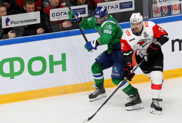 
        «Салават Юлаев» выходит вперёд. Главные события третьего матча серии
      