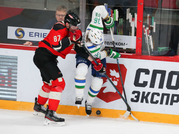 
        «Все эмоции в этой серии еще впереди». Дедунов, Кошелев и Бондарев о второй игре против Уфы (ВИДЕО)
      