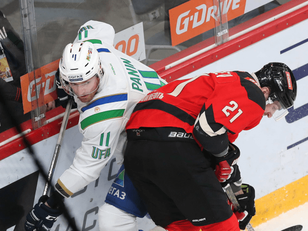 
        1/4 Востока, матч №5. «Авангард» - «Салават Юлаев» 3:6. Послематчевая пресс-конференция (ВИДЕО)
      