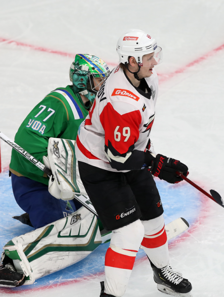 
        «Салават Юлаев» выходит вперёд. Главные события третьего матча серии
      