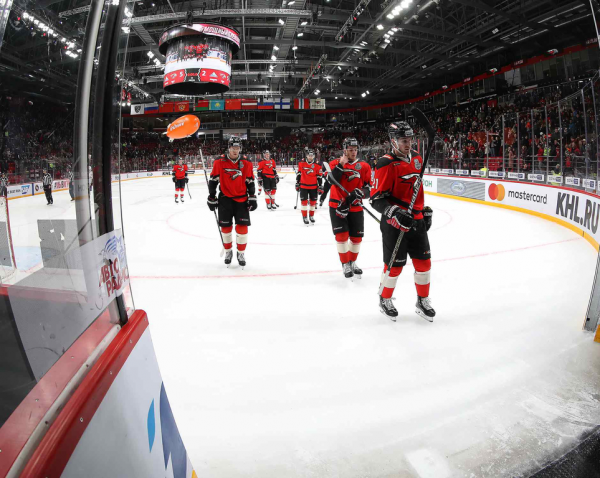 «Добавили в скорости и больше прессинговали соперника». Комментарии после первого матча серии с Уфой (ВИДЕО)
«Добавили в скорости и больше прессинговали соперника». Комментарии после первого матча серии с Уфой (ВИДЕО)