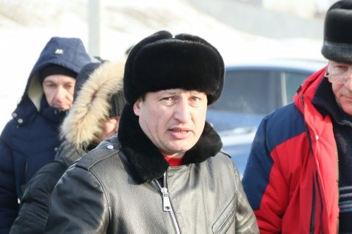 «Гаишные игры» в эвакуацию в Омске напоминают о бандитском беспределе 90-х