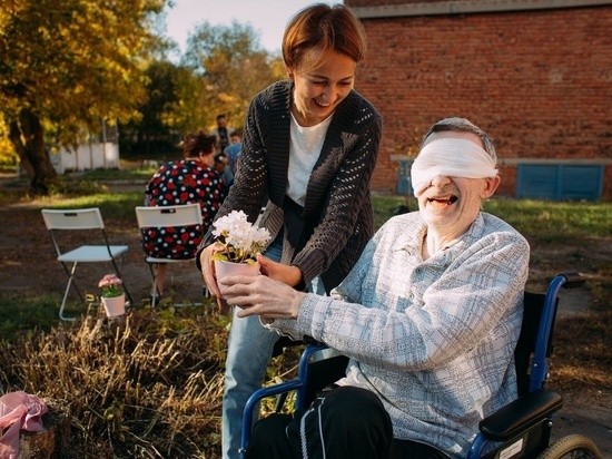 «Нам помогают обычные люди» «Нам помогают обычные люди»
