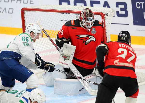 
        1/4 Востока, матч №2. «Авангард» - «Салават Юлаев» 2:3 ОТ. Послематчевая пресс-конференция (ВИДЕО)
      