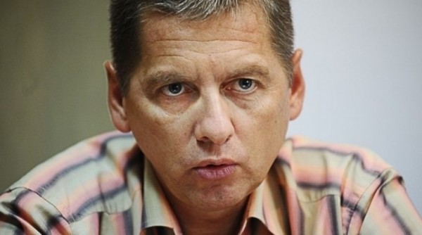 Омский министр спорта прочтет текст детского писателя на «Тотальном диктанте»