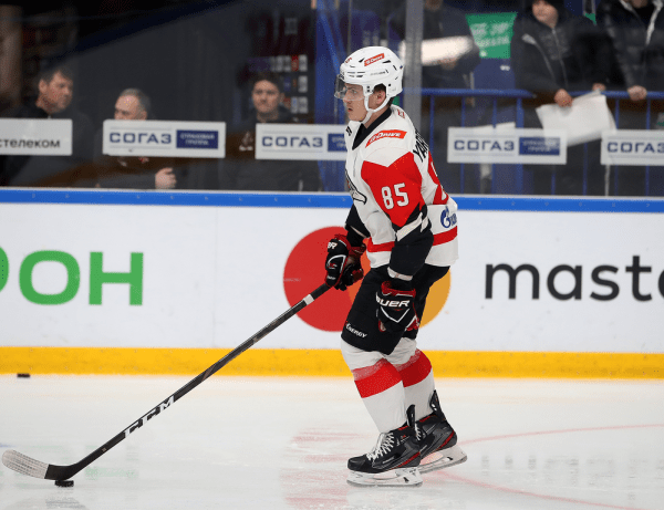 
        «Салават Юлаев» выходит вперёд. Главные события третьего матча серии
      