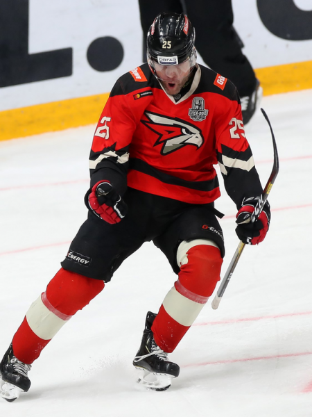 
        «Все эмоции в этой серии еще впереди». Дедунов, Кошелев и Бондарев о второй игре против Уфы (ВИДЕО)
      