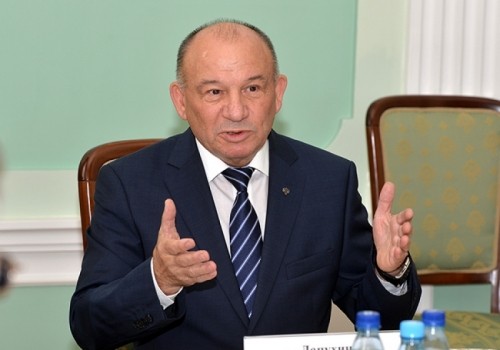 Экс-министры Белов и Лапухин судятся с омским Заксобранием