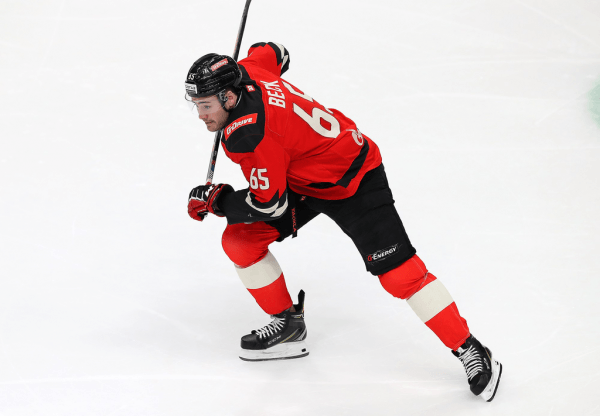 
        «Все эмоции в этой серии еще впереди». Дедунов, Кошелев и Бондарев о второй игре против Уфы (ВИДЕО)
      