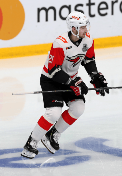 
        «Авангард» одержал разгромную победу в Уфе и сравнял счёт в серии!
      