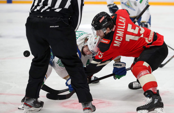 «Добавили в скорости и больше прессинговали соперника». Комментарии после первого матча серии с Уфой (ВИДЕО)
«Добавили в скорости и больше прессинговали соперника». Комментарии после первого матча серии с Уфой (ВИДЕО)