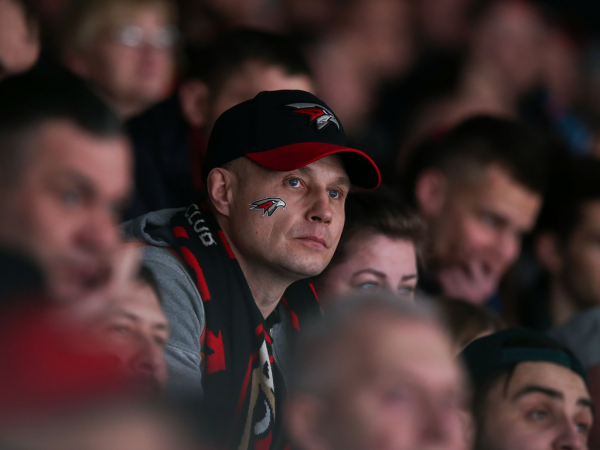 
        1/4 Востока, матч №5. «Авангард» - «Салават Юлаев» 3:6. Послематчевая пресс-конференция (ВИДЕО)
      