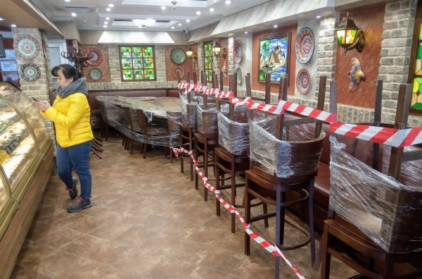 Город замер (не совсем): первый день Омска в режиме изоляции. Фоторепортаж Город замер (не совсем): первый день Омска в режиме изоляции. Фоторепортаж