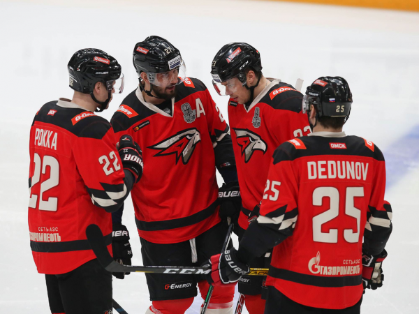 
        1/4 Востока, матч №5. «Авангард» - «Салават Юлаев» 3:6. Послематчевая пресс-конференция (ВИДЕО)
      