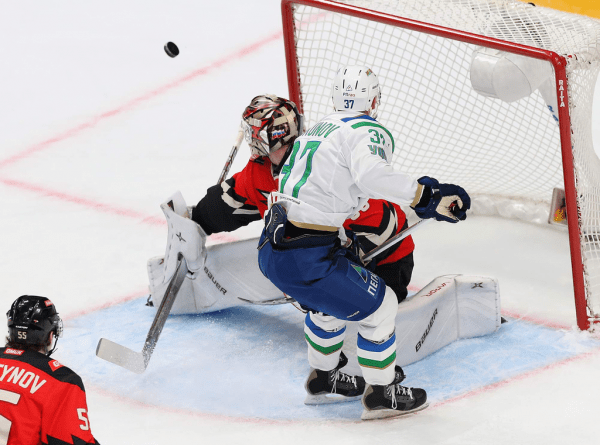 
        1/4 Востока, матч №2. «Авангард» - «Салават Юлаев» 2:3 ОТ. Послематчевая пресс-конференция (ВИДЕО)
      