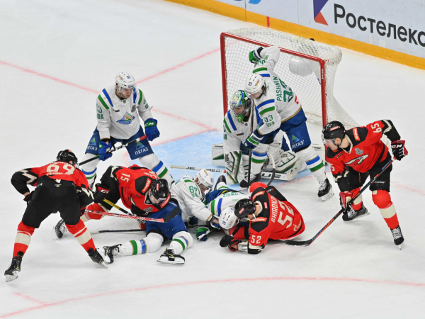 1/4 Востока, матч №1. «Авангард» - «Салават Юлаев» 5:2. Послематчевая пресс-конференция (ВИДЕО)
       
        1/4 Востока, матч №1. «Авангард» - «Салават Юлаев» 5:2. Послематчевая пресс-конференция (ВИДЕО)