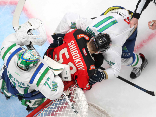 
        1/4 Востока, матч №5. «Авангард» - «Салават Юлаев» 3:6. Послематчевая пресс-конференция (ВИДЕО)
      