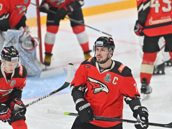 
        «Авангард» начинает плей-офф с победы! Главные события первого матча серии с «Салаватом Юлаевым»
      