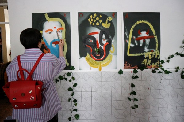 Танцы с медведями vs рейв-хоровод: две Масленицы в Омске 