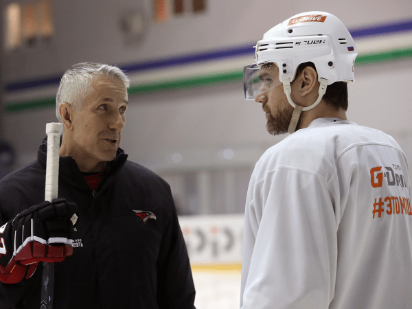 
        Боб Хартли перед 6 матчем серии с Уфой: «В плей-офф не бывает завтра» (ФОТО+ВИДЕО)
      