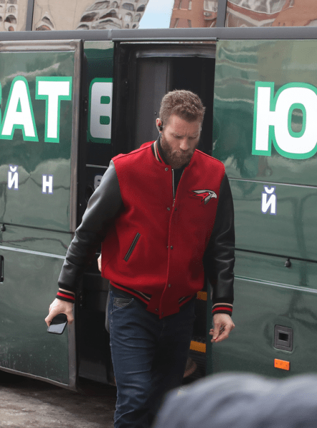 
        «Авангард» одержал разгромную победу в Уфе и сравнял счёт в серии!
      