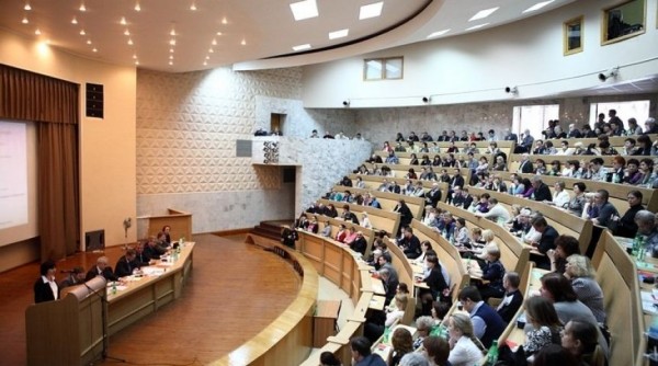 Новым ректором ОмГУ стал декан истфака Алексей Якуб Новым ректором ОмГУ стал декан истфака Алексей Якуб