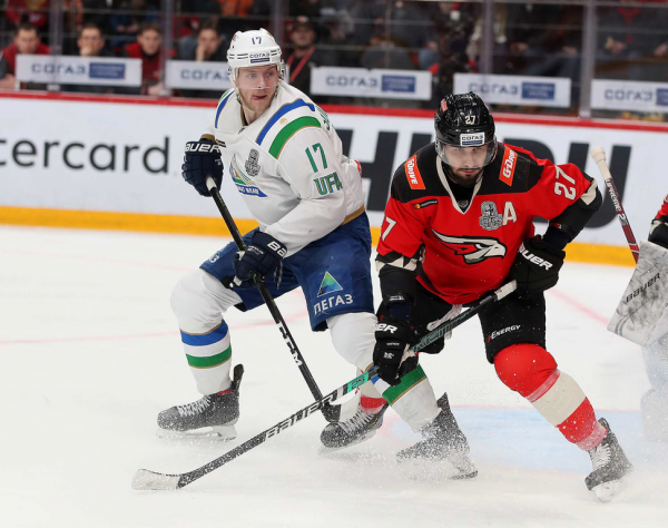 1/4 Востока, матч №1. «Авангард» - «Салават Юлаев» 5:2. Послематчевая пресс-конференция (ВИДЕО)
       
        1/4 Востока, матч №1. «Авангард» - «Салават Юлаев» 5:2. Послематчевая пресс-конференция (ВИДЕО)