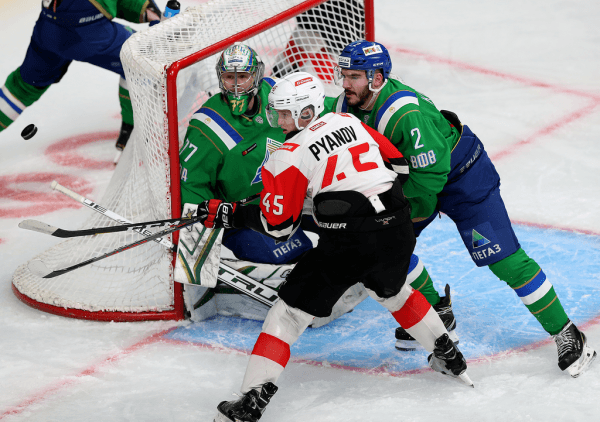 
        «Авангард» одержал разгромную победу в Уфе и сравнял счёт в серии!
      