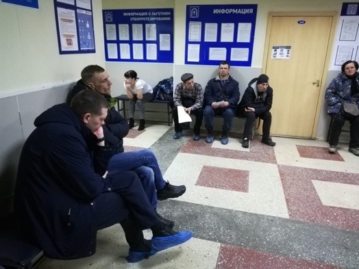 Омичка пожаловалась на нарушения в стоматологии на Волочаевской 