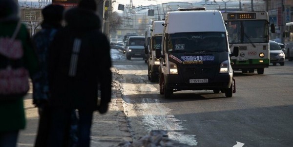 Скидки на проезд появились в омских маршрутках