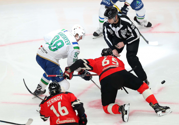 1/4 Востока, матч №1. «Авангард» - «Салават Юлаев» 5:2. Послематчевая пресс-конференция (ВИДЕО)
       
        1/4 Востока, матч №1. «Авангард» - «Салават Юлаев» 5:2. Послематчевая пресс-конференция (ВИДЕО)