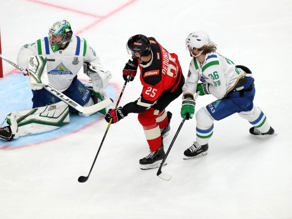 
        Права на ошибку больше нет. Как «Авангард» уступил «Салавату» в пятом матче серии
      