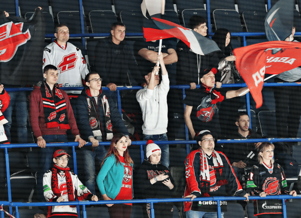 
        «Салават Юлаев» выходит вперёд. Главные события третьего матча серии
      